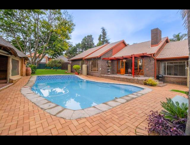 4 BEDROOM HOUSE FOR SALE IN WILRO PARK